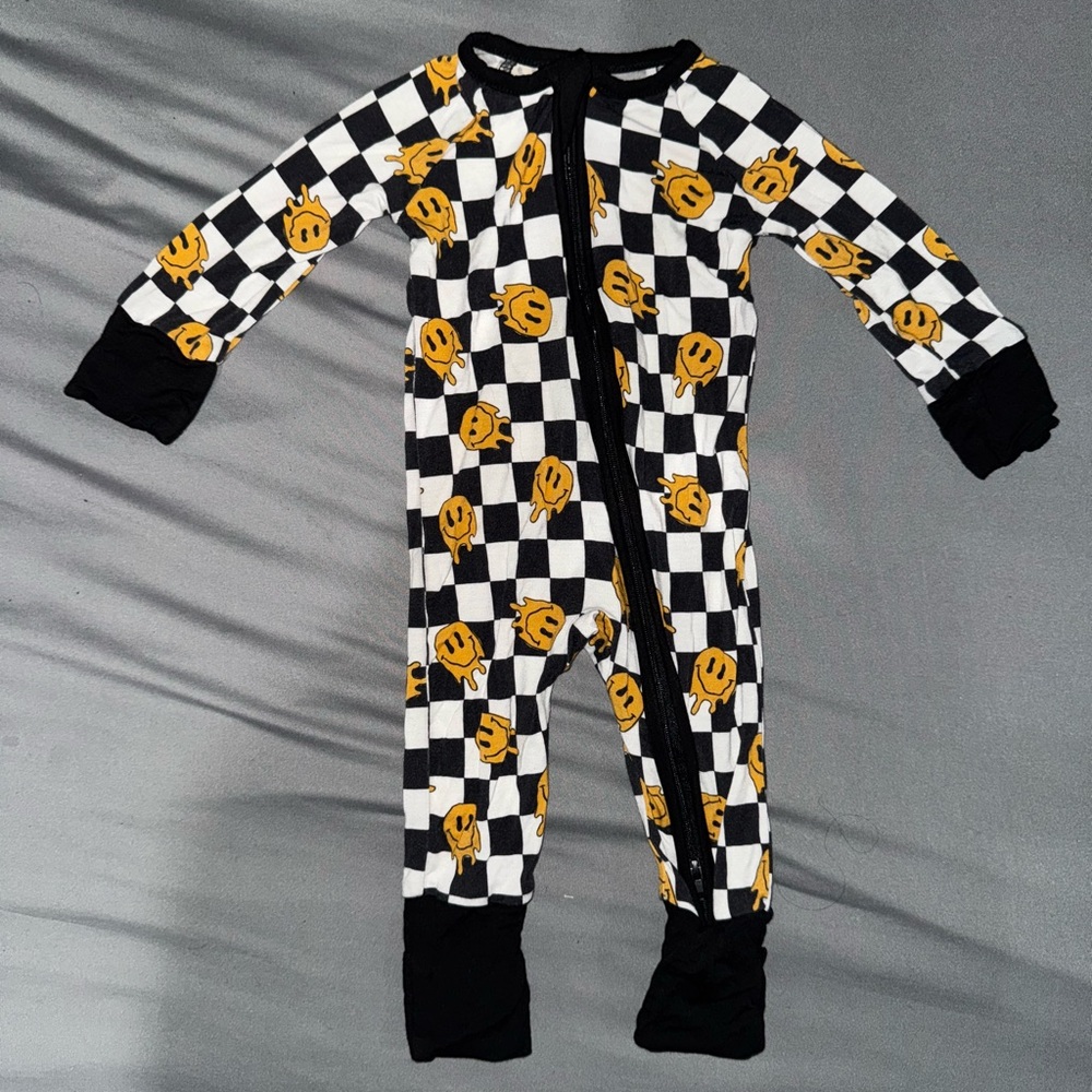 Little One Shop - Retro Smiley Bamboo Sleeper